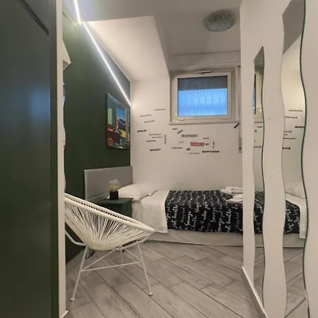 With Terrace Autonomous Appartement Rome