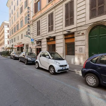 Rome Apartment With Terrace Autonomous Rom