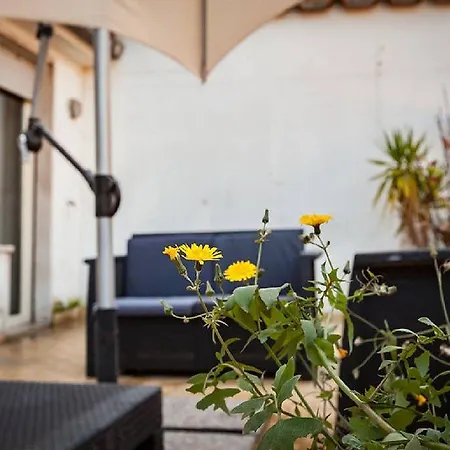 Rome Apartment With Terrace Autonomous Rom