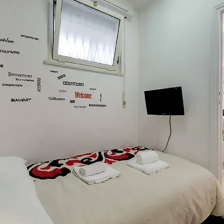 Apartment Rome Apartment With Terrace Autonomous