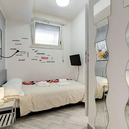 Apartment Rome Apartment With Terrace Autonomous Rom