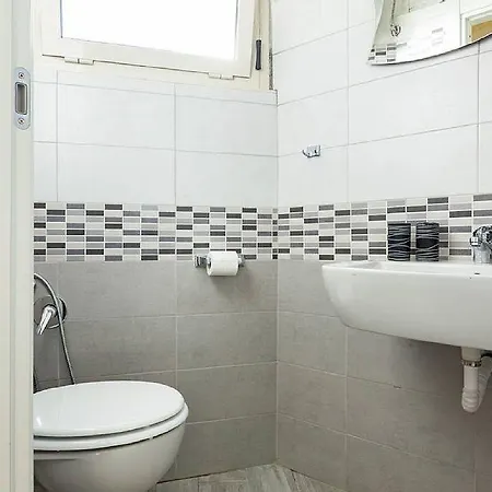 Rome Apartment With Terrace Autonomous Apartment