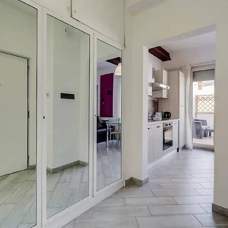 Apartament With Terrace Autonomous *